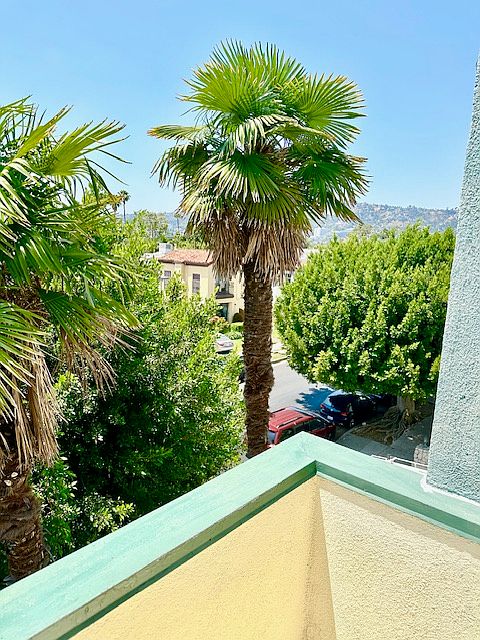 balcony/patio view