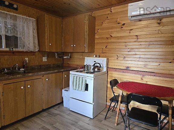 3rd image of 116 Joudrey Rd