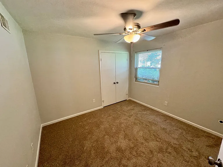 4345 Temple Ct — Photo 14
