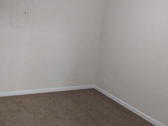 4th image of 112 E Gordon St #A