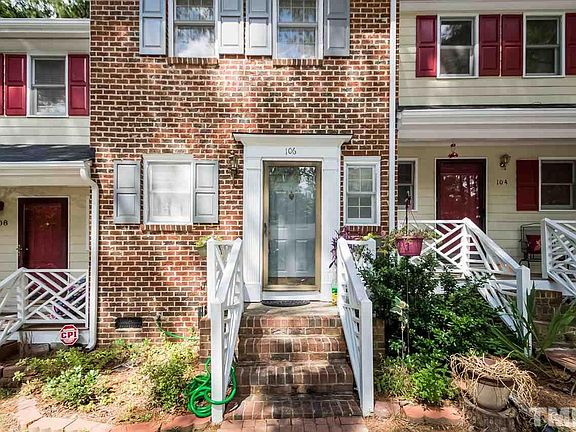 3rd image of 106 Briarcreek Ct