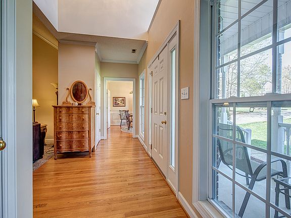 4th image of 4618 Glasgow Ct