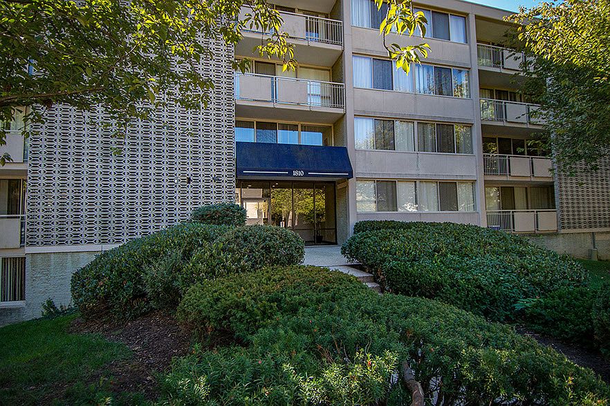 Heritage Park Apartments Building 6