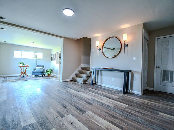 3rd image of 304 N 3rd St