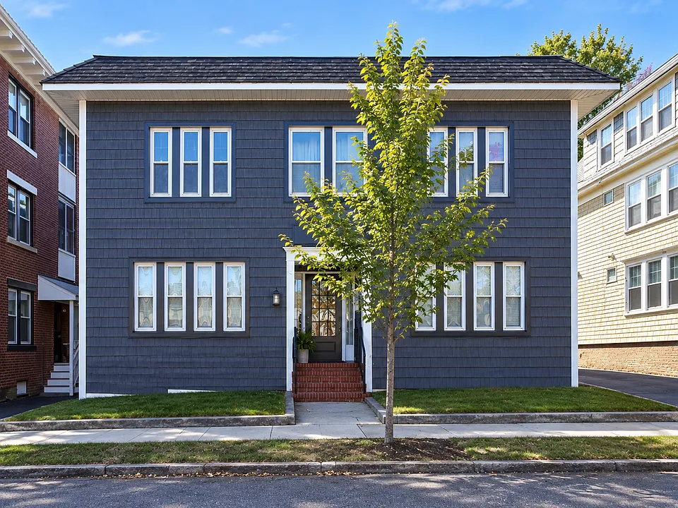 7 Cedar St