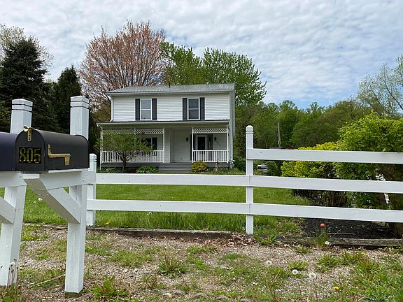 2nd image of 805 Larkspur Dr