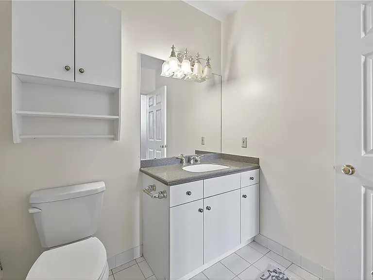 526 Plum St #402 — Photo 29