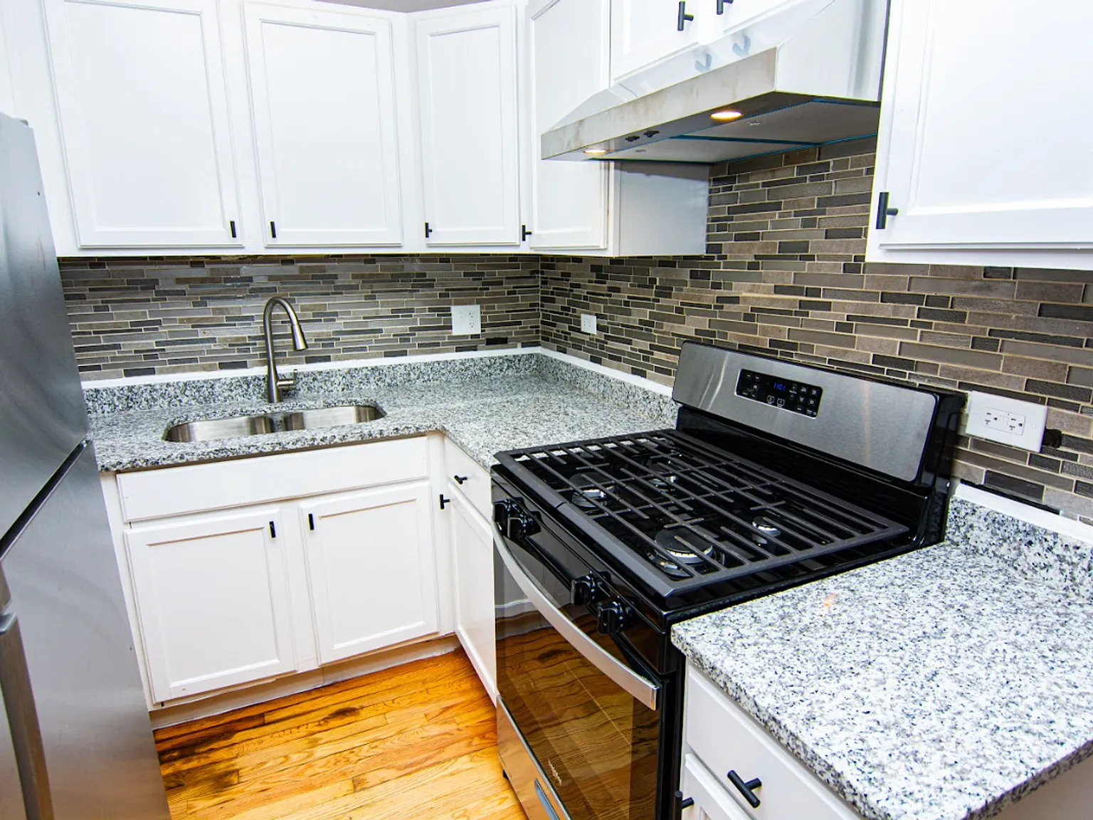 The Shore Residences 7350 S. Phillips Ave, Chicago, IL — Photo 2
