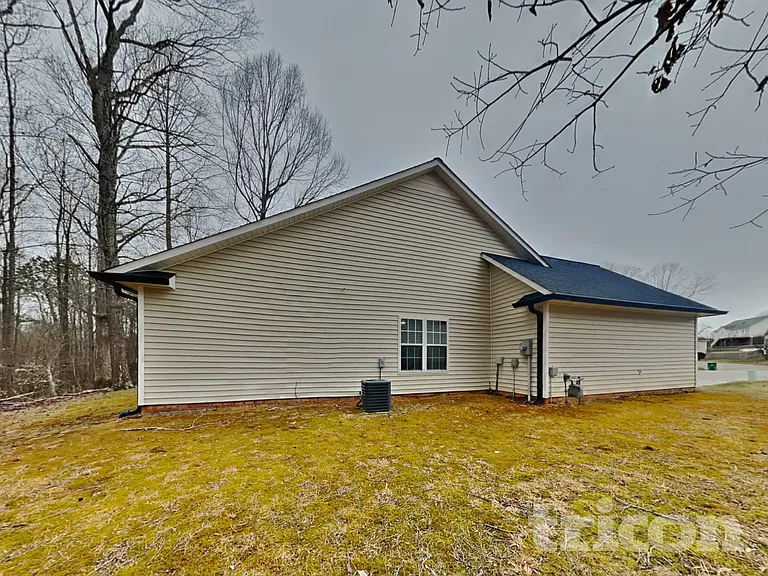 105 Haven Grove Trl — Photo 19
