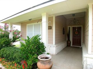 1710 Dempsey St, Brenham, TX 77833