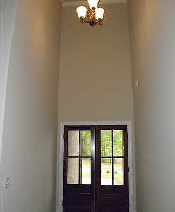 3rd image of 268 Grey Oaks Dr