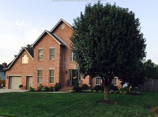 1 Alba Dr, Winfield, WV 25213