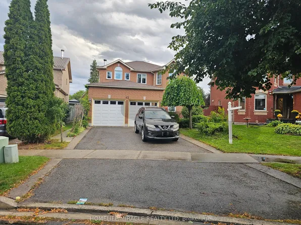 42 Porteous Cir, Brampton, ON L6S 5C3