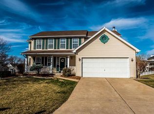 272 Barkwood Trails Dr, Saint Peters, MO 63376