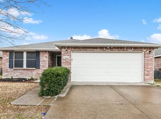 8422 Jacaranda Way, Arlington, TX 76002