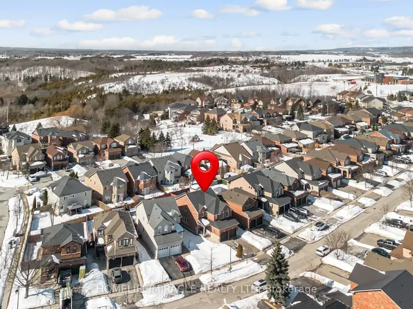 49 Cross Country Blvd, Caledon, ON L7E 2N6