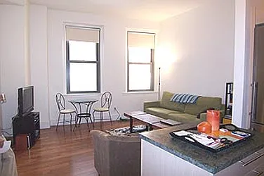 Rented by R New York