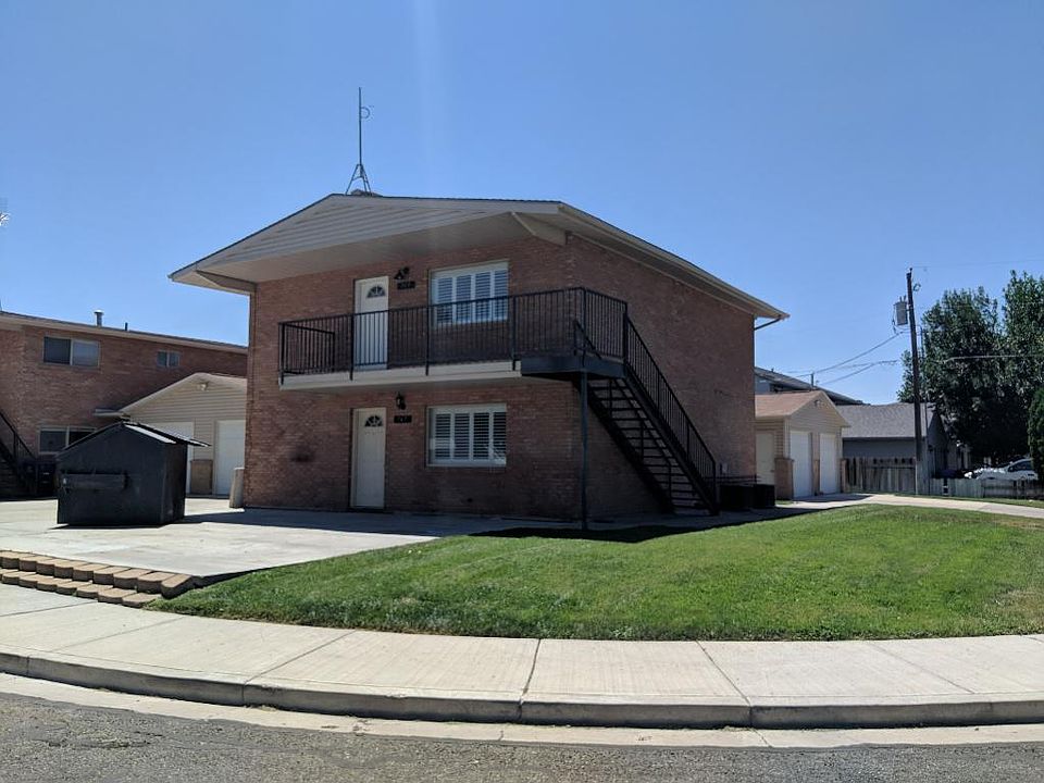 mini_Front Yard_Exterior_1_07112023