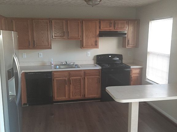 3rd image of 625 Tripp Creek Ct