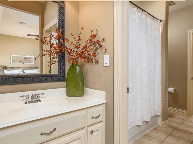 828 Hidden Glen Dr — Photo 17