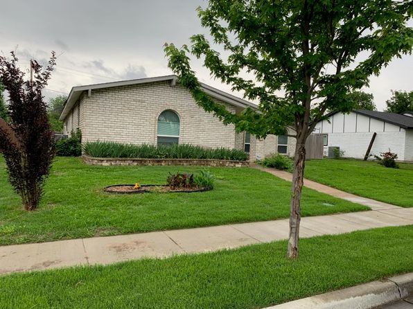 3614 Pinoak Dr, Grand Prairie, TX 75052