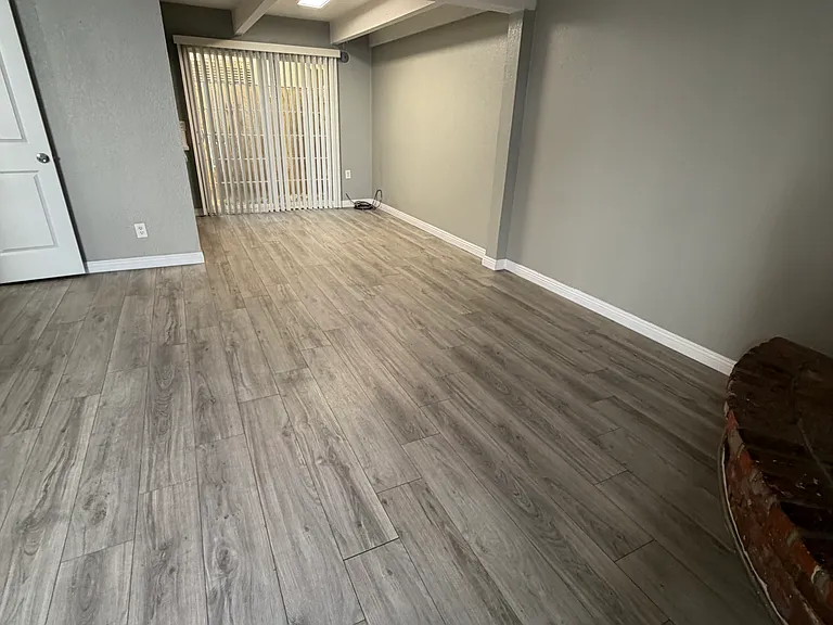 1720 G St #3 — Photo 8
