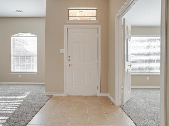 3rd image of 9508 Fox Hill Dr