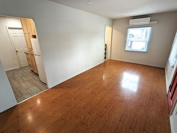 5th image of 5311 Allan St
