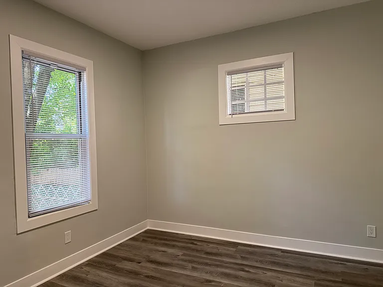 722 Bay St #1 — Photo 7