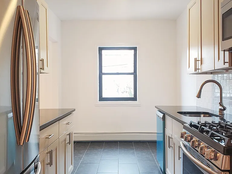 204 North St #2B — Photo 6