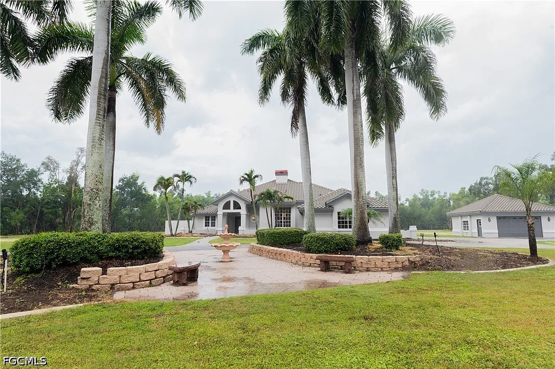 3 bed, 2.5 bath, 2624 sqft, $4,900 — Photo 3