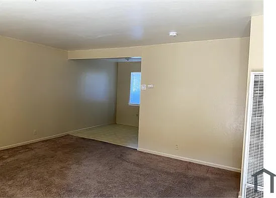 3962 Hamilton Ave — Photo 10