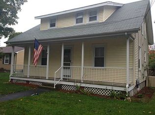 143 Foote St, Barrington, RI 02806