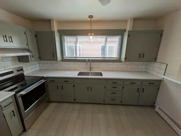 2003 Bradley Ave, Cheyenne, WY 82001
