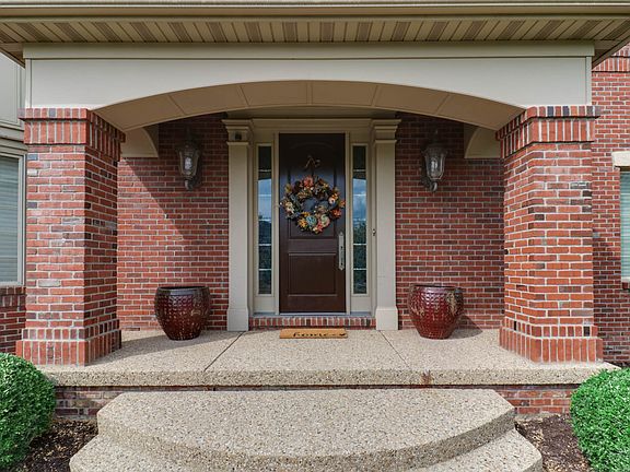 2nd image of 4 Bohrer Ct