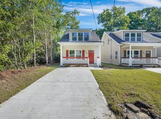 1032 Scott St, Savannah, GA 31405