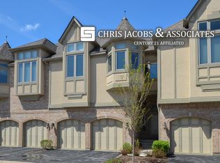 1437 W Rue Paris Pl, Inverness, IL 60067