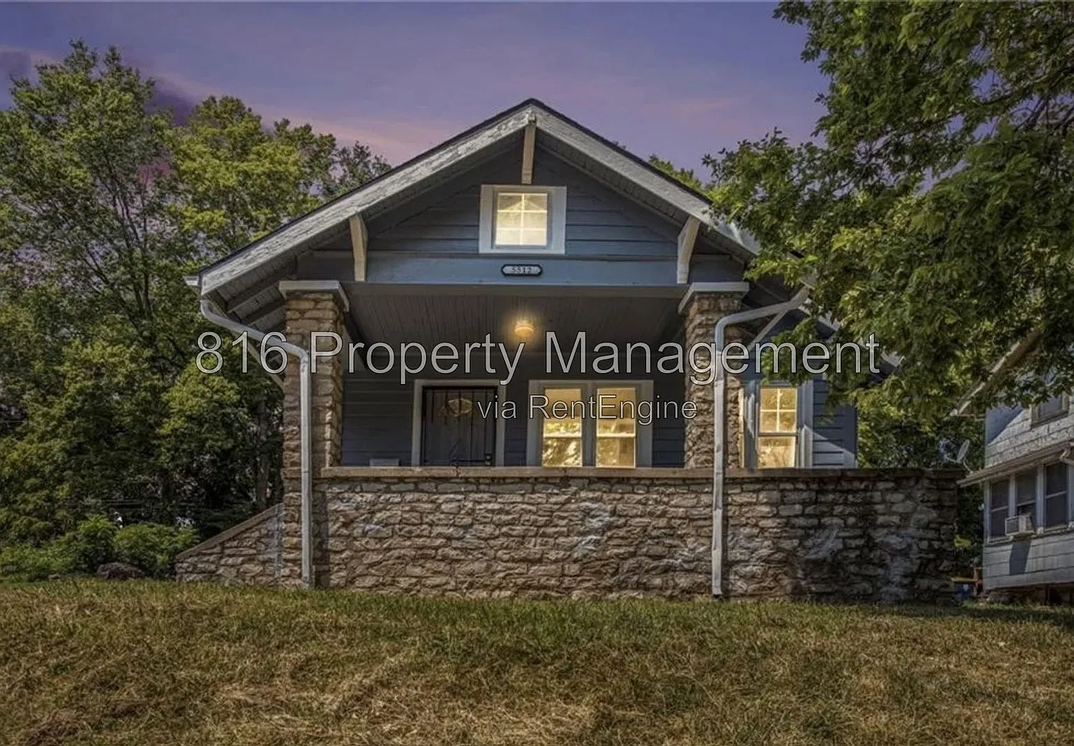 2 bed, 1.0 bath, 782 sqft, $920 — Photo 1
