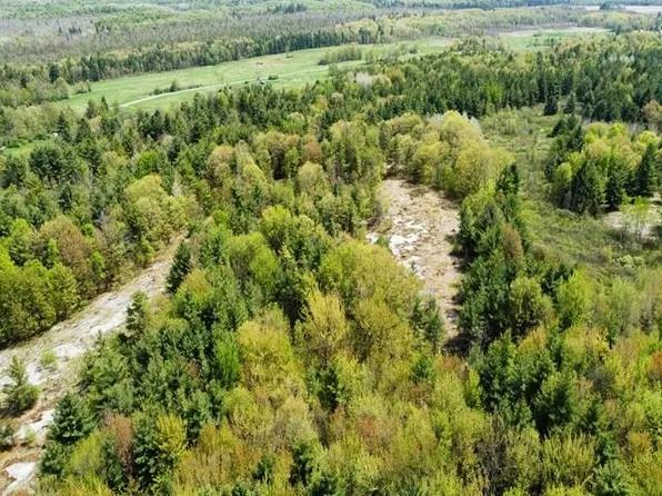 2 Cooper Rd, Hammond, NY 13646