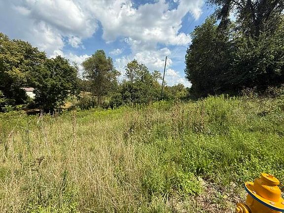 5th image of 8106 Camp Ernst Rd