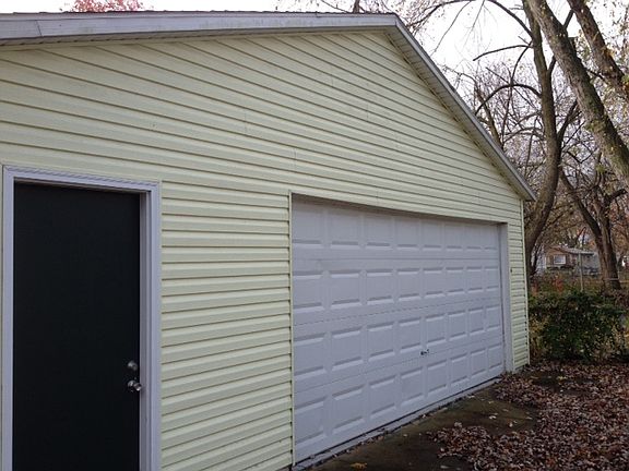 2nd image of 3385 Bruceton Ave