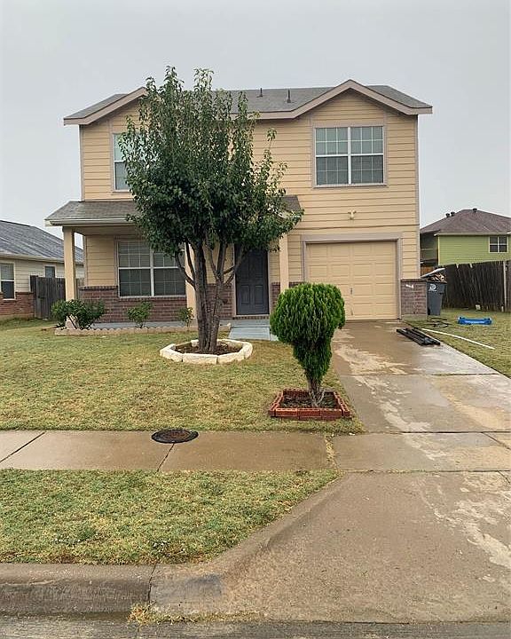1st image of 1376 Falcon Dr