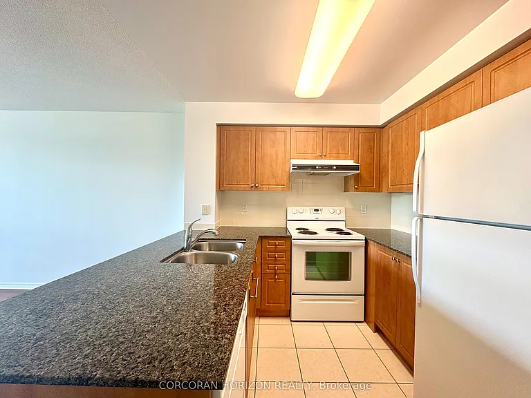 503 Beecroft Rd #216 — Photo 6