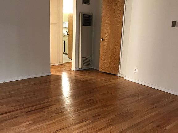 4th image of 1128 10th St APT 5