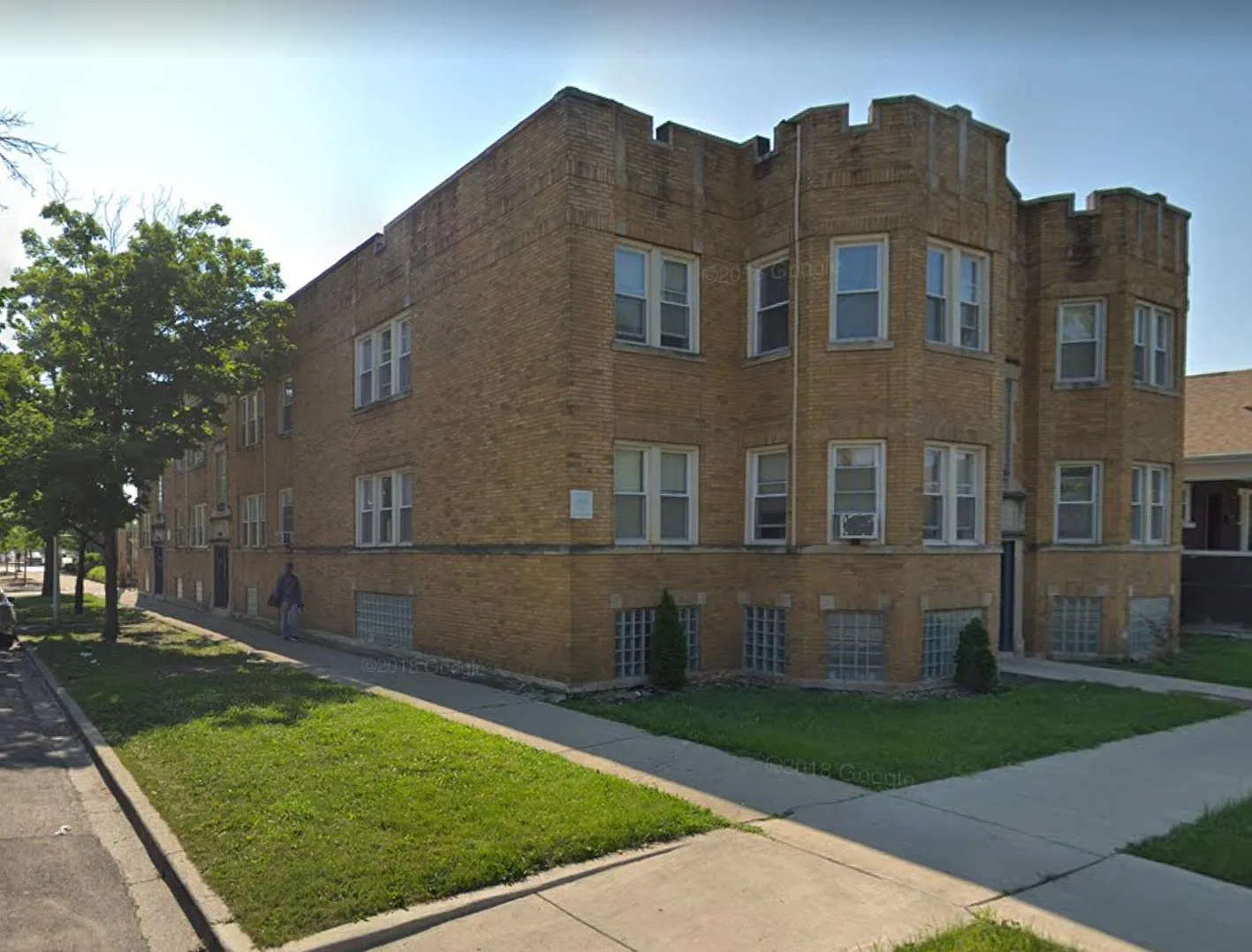 6003 S Artesian Ave - 2419 W 60th St #2 — Photo 3