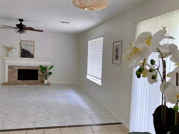 3515 Green Fields Dr, Sugar Land, TX 77479