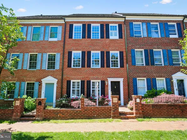 536 Tschiffely Square Rd, Gaithersburg, MD 20878