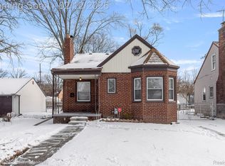 6732 Rockdale St, Dearborn Heights, MI 48127