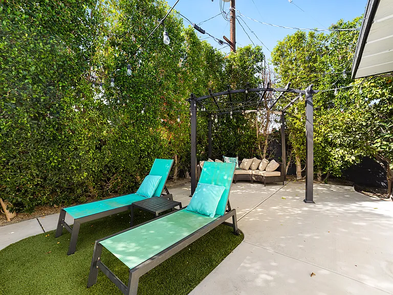 931 S Paseo Caroleta — Photo 16