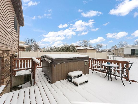 5th image of 16615 Blossom Ln